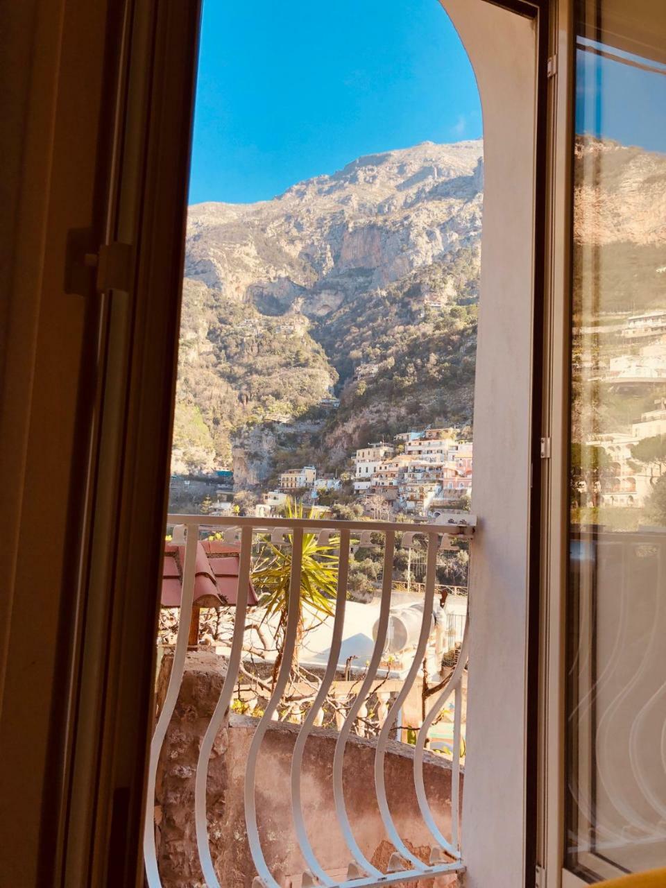 Vila A Casa Dei Sasso Positano Exteriér fotografie